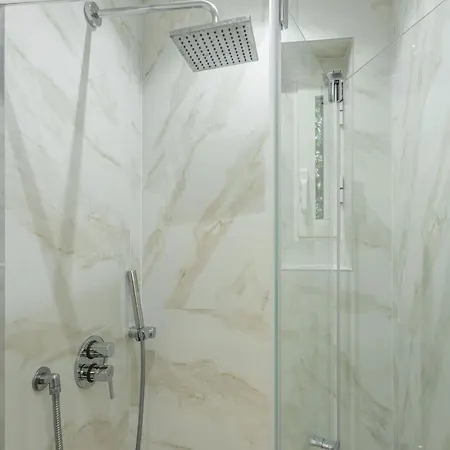 Lecco By Halldis Apartament *
